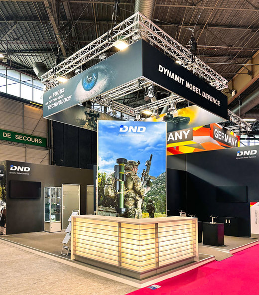 Messestand der DND Dynamit Nobel Defence auf der Eurosatory